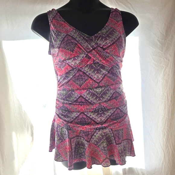 Pretty Swimsuit EUC - Picture 8 of 8